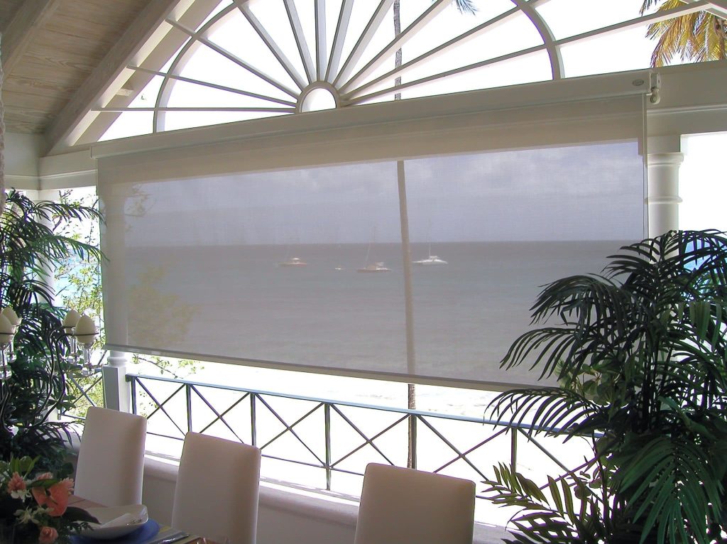 retractable screen system