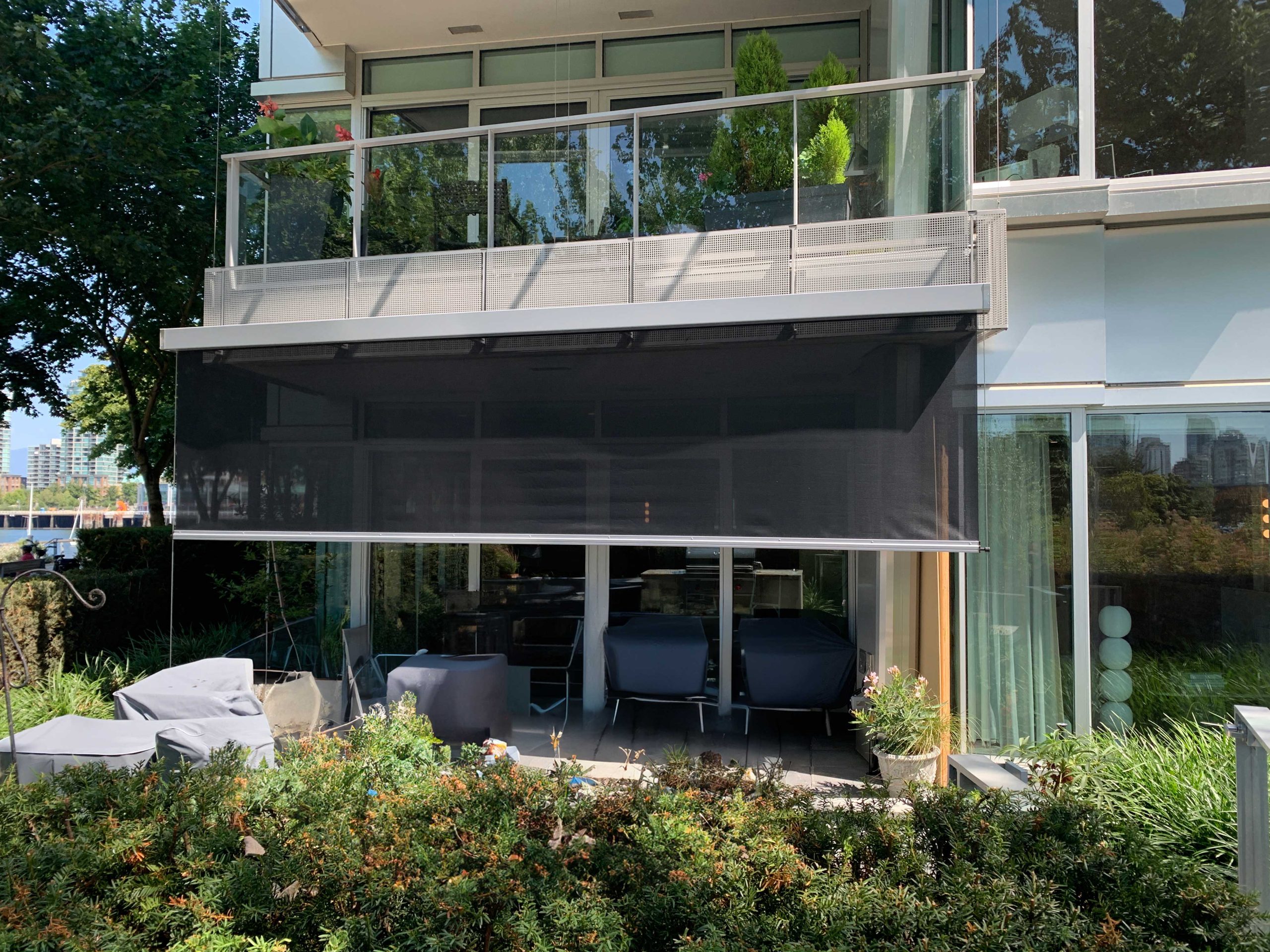 Talius Habitat Screen in CanadanHouse